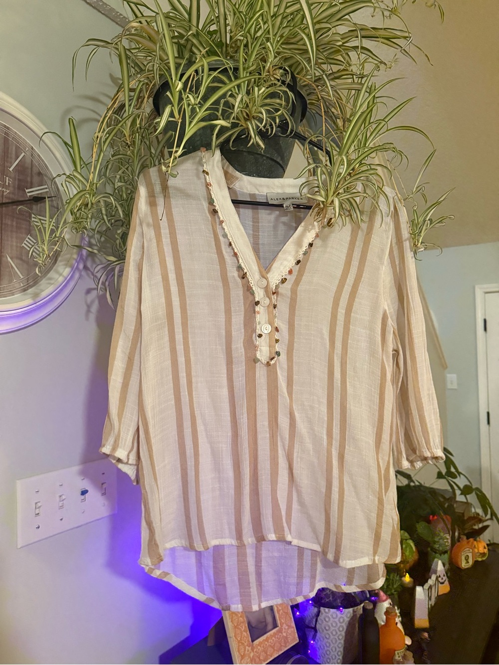 Alex & Parker * XLP * Linen Striped Gemstone Blouse